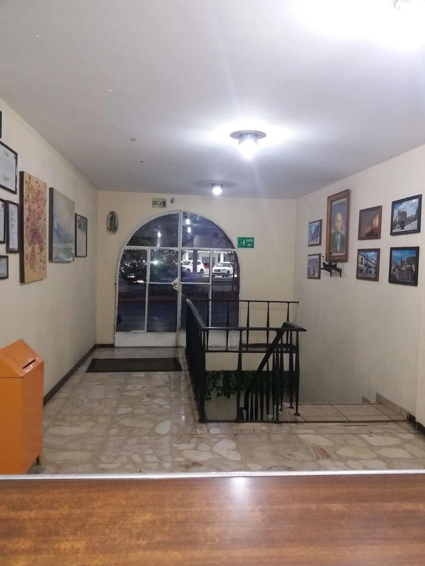 Hotel Colon De サカテカス エクステリア 写真