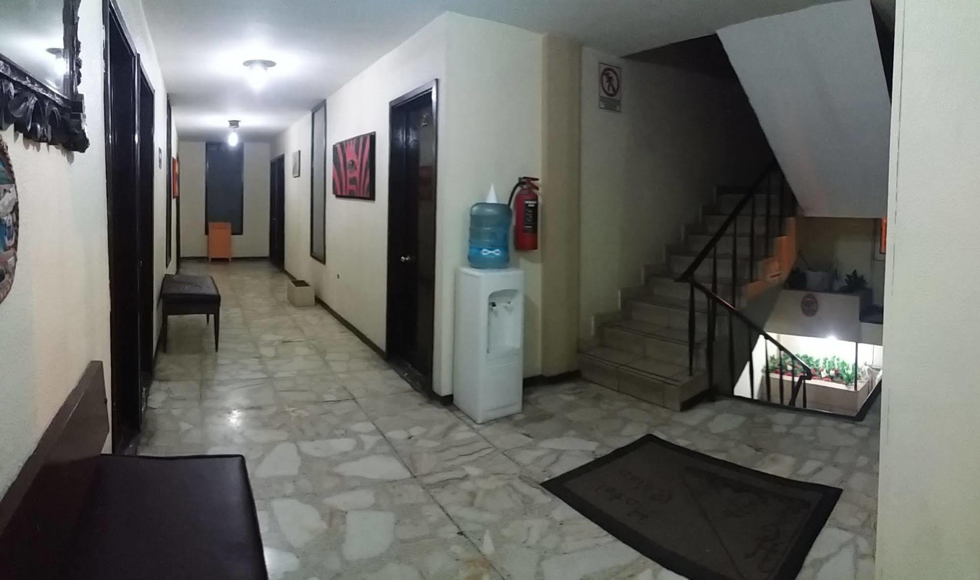 Hotel Colon De サカテカス エクステリア 写真